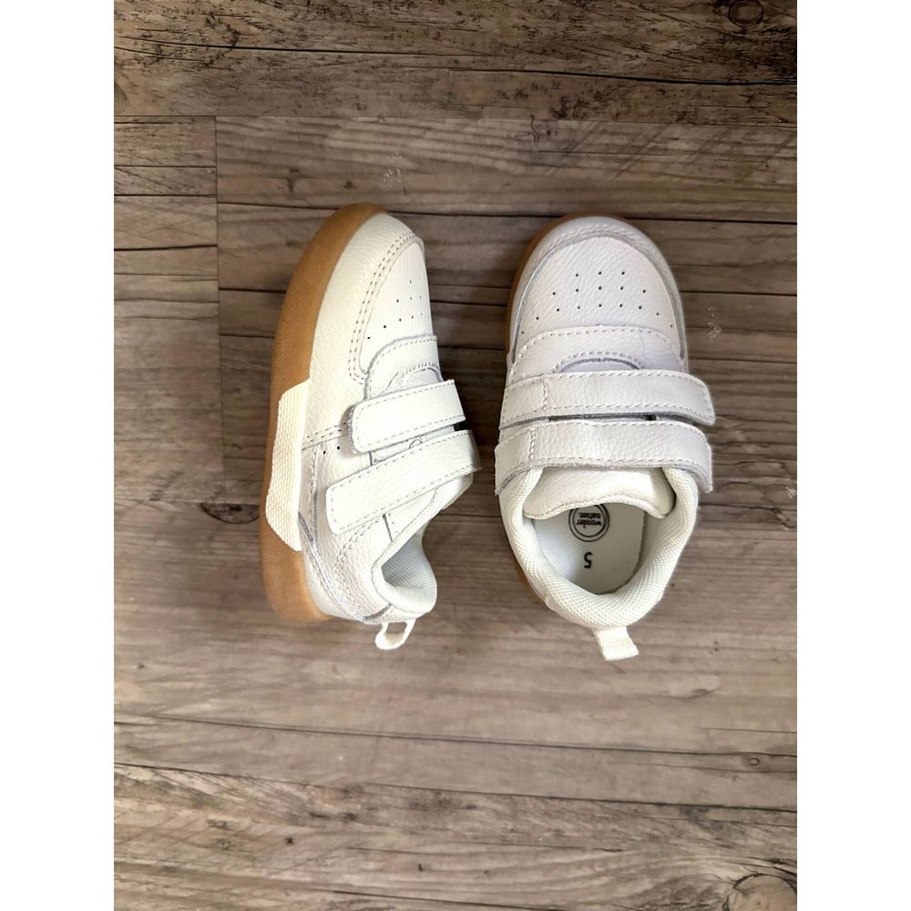 40 - Wonder Nation - Cream Velcro Shoe - Toddler Size 5C